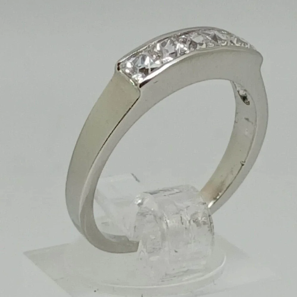 Silver Tone Princess Cut 5 Stone Channel Set Cubic Zirconia Band Ring Size 9